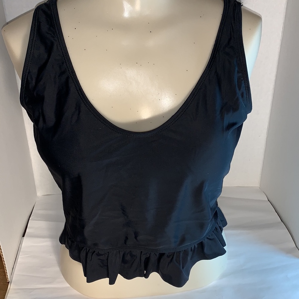 Womens SwimTop Size XL NWOT Black